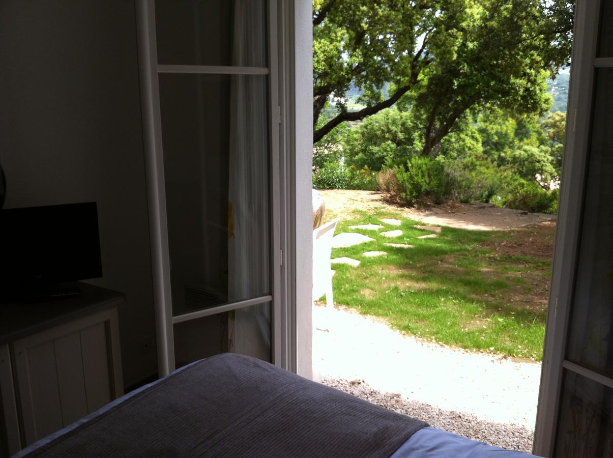 Les Restanques Daire Grimaud Dış mekan fotoğraf